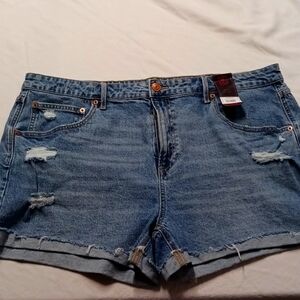 NO BOUNDARIES Shorts, size 21